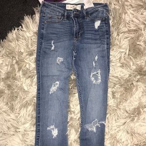 Dark wash ripped hollister jeans